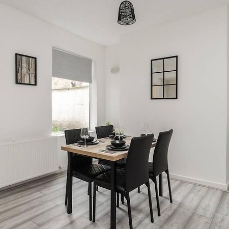 Liverpool 3 Bed House Extérieur photo